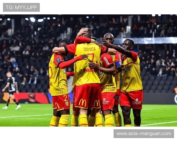 昂热主场迎战朗斯，防线伤病考验升班马抗压能力